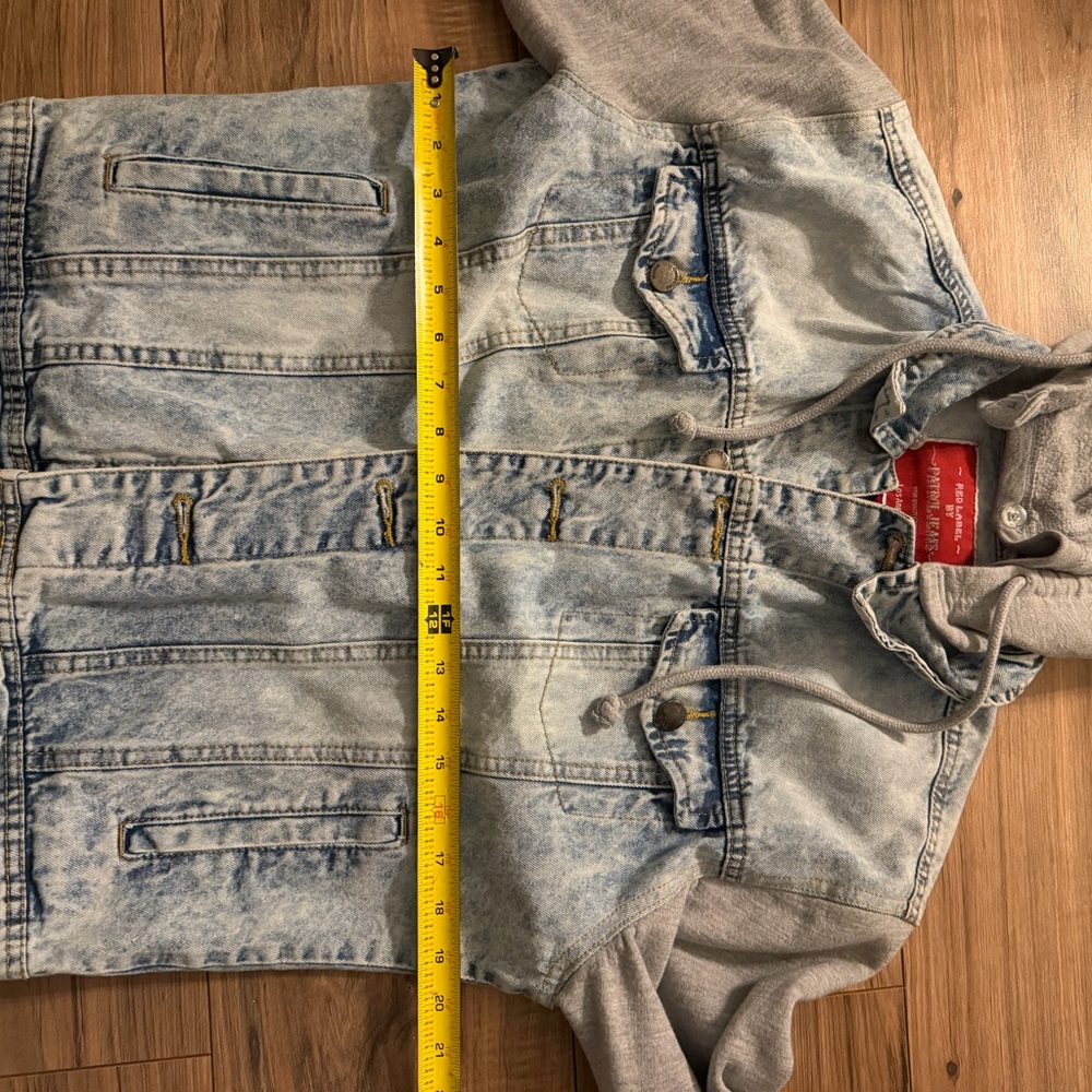 Red Label By Patrol Jeans Size Small Wash Denim Jacket Gray Hood & Sleeves Y2K - Picture 11 of 11